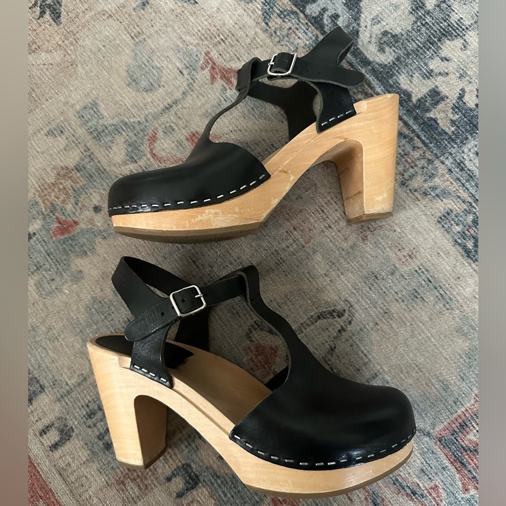 Swedish Hasbeens Sky T-Strap Pump